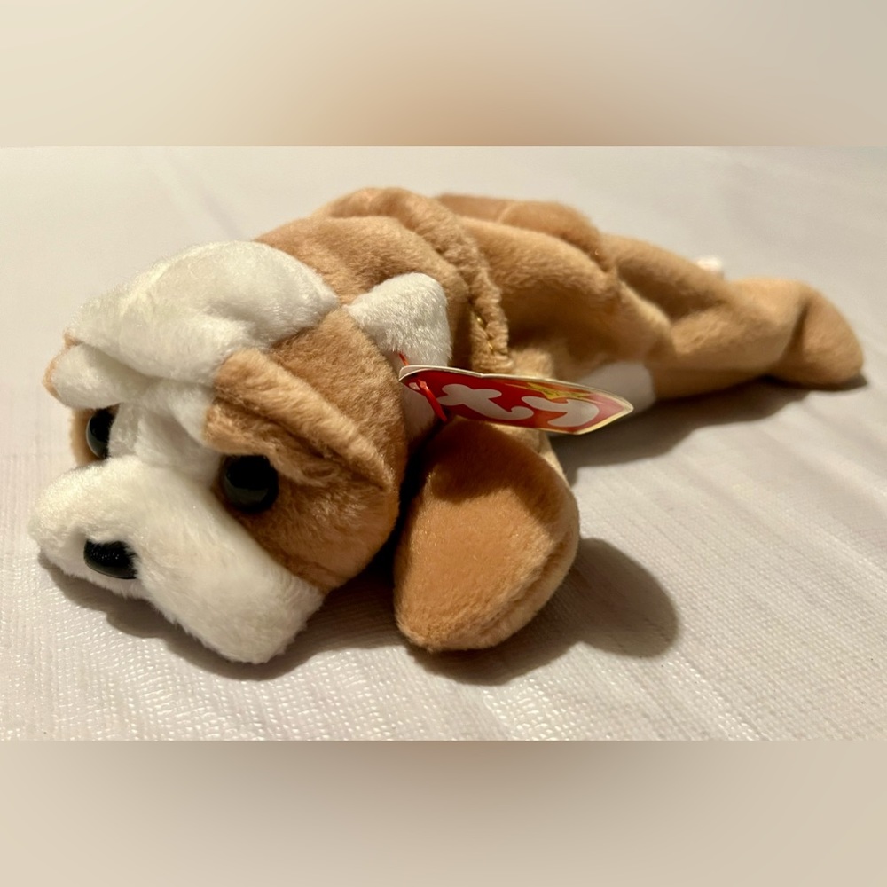 RARE And RETIRED TY BEANIE BABY WRINKLES TAN & WHITE BULL DOG PUPPY 8" 1996 Toy